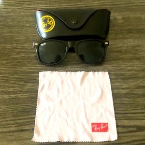 Raybans with carrying case